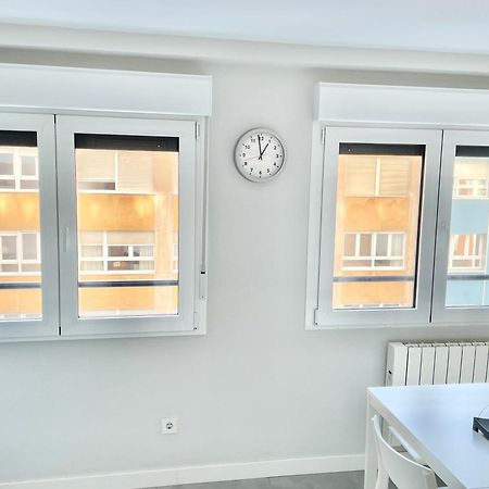Apartamento San Lorenzo Playa. Vistas Al Mar. Gijón Esterno foto