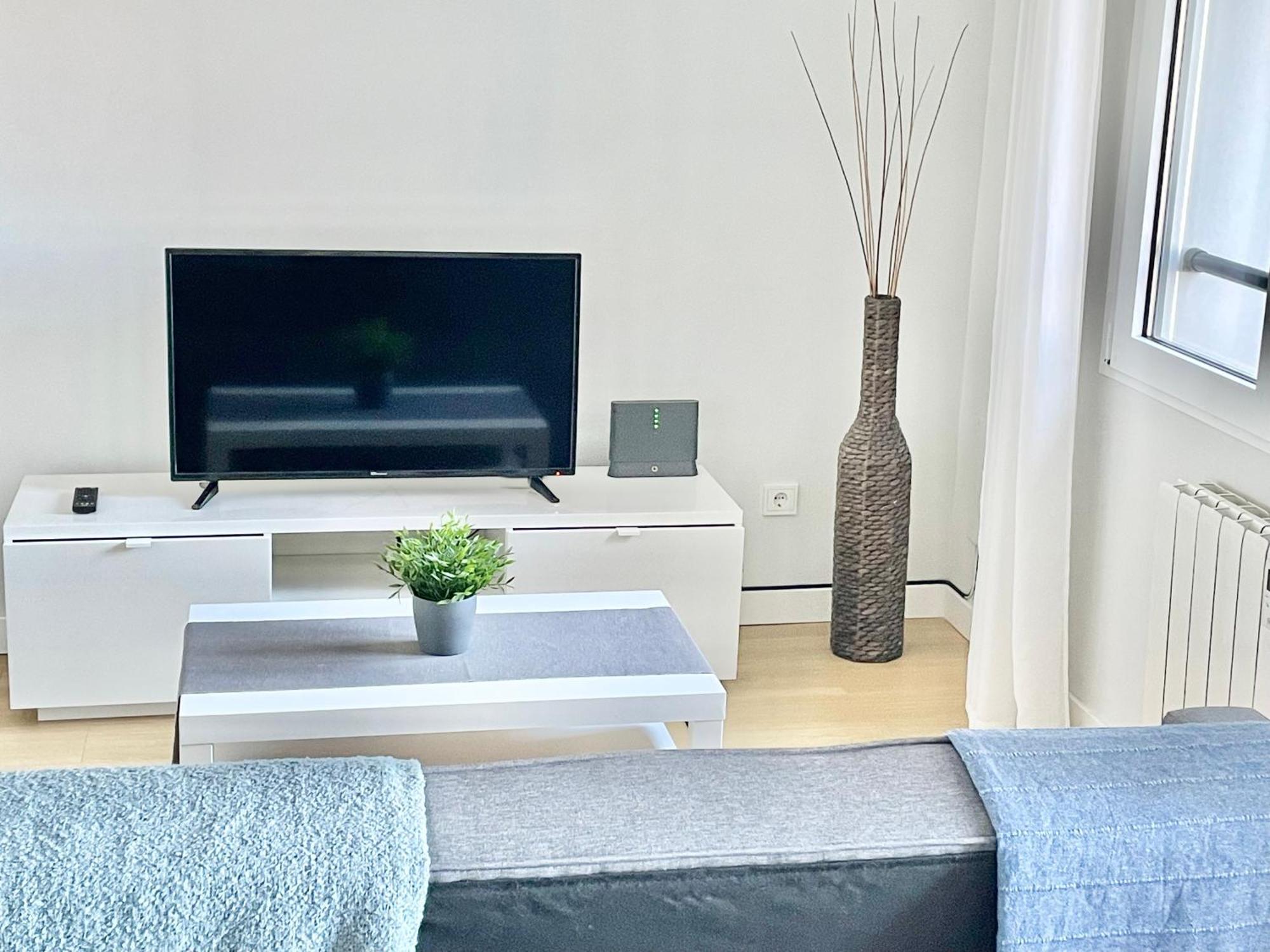Apartamento San Lorenzo Playa. Vistas Al Mar. Gijón Esterno foto