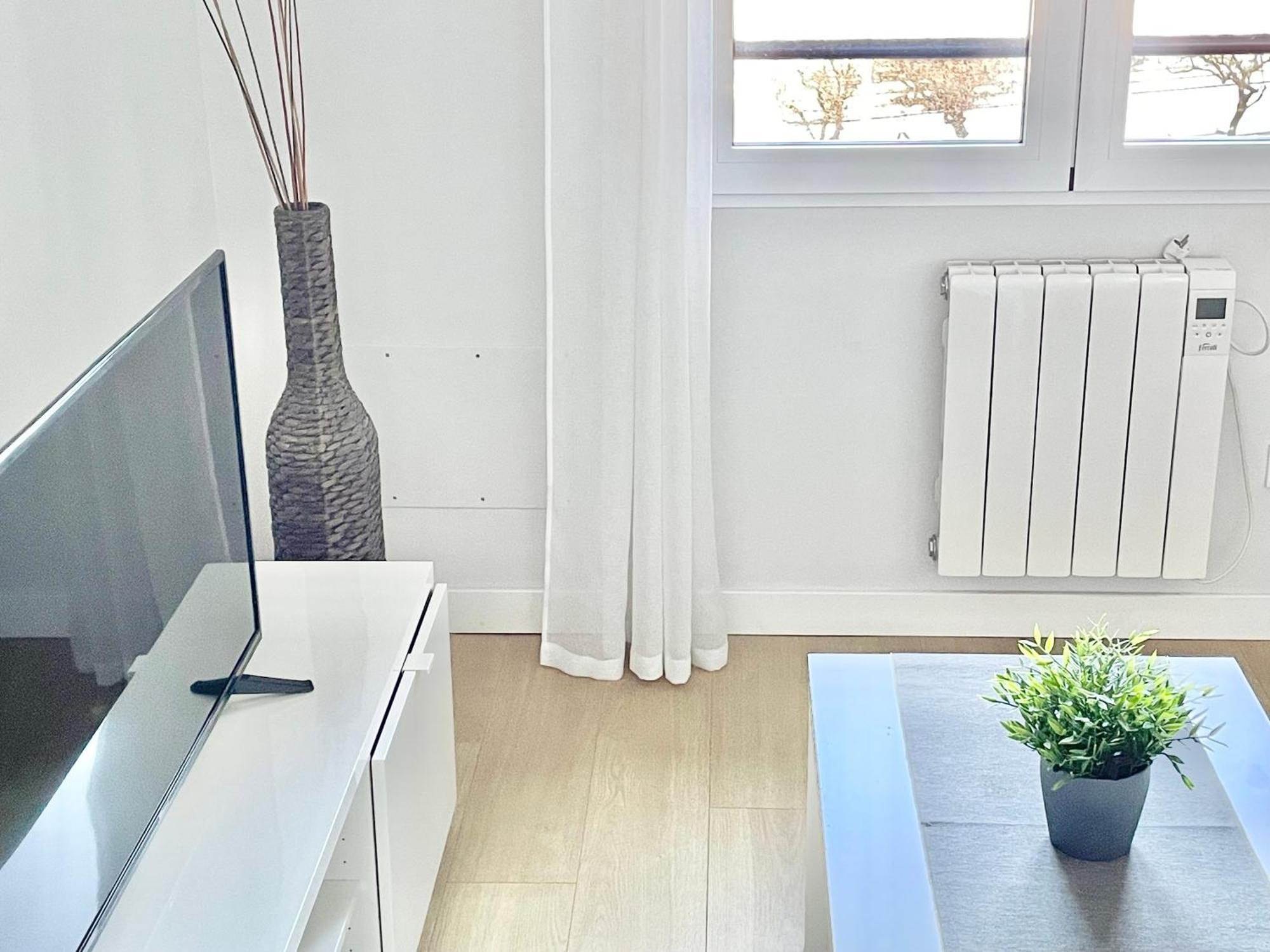 Apartamento San Lorenzo Playa. Vistas Al Mar. Gijón Esterno foto