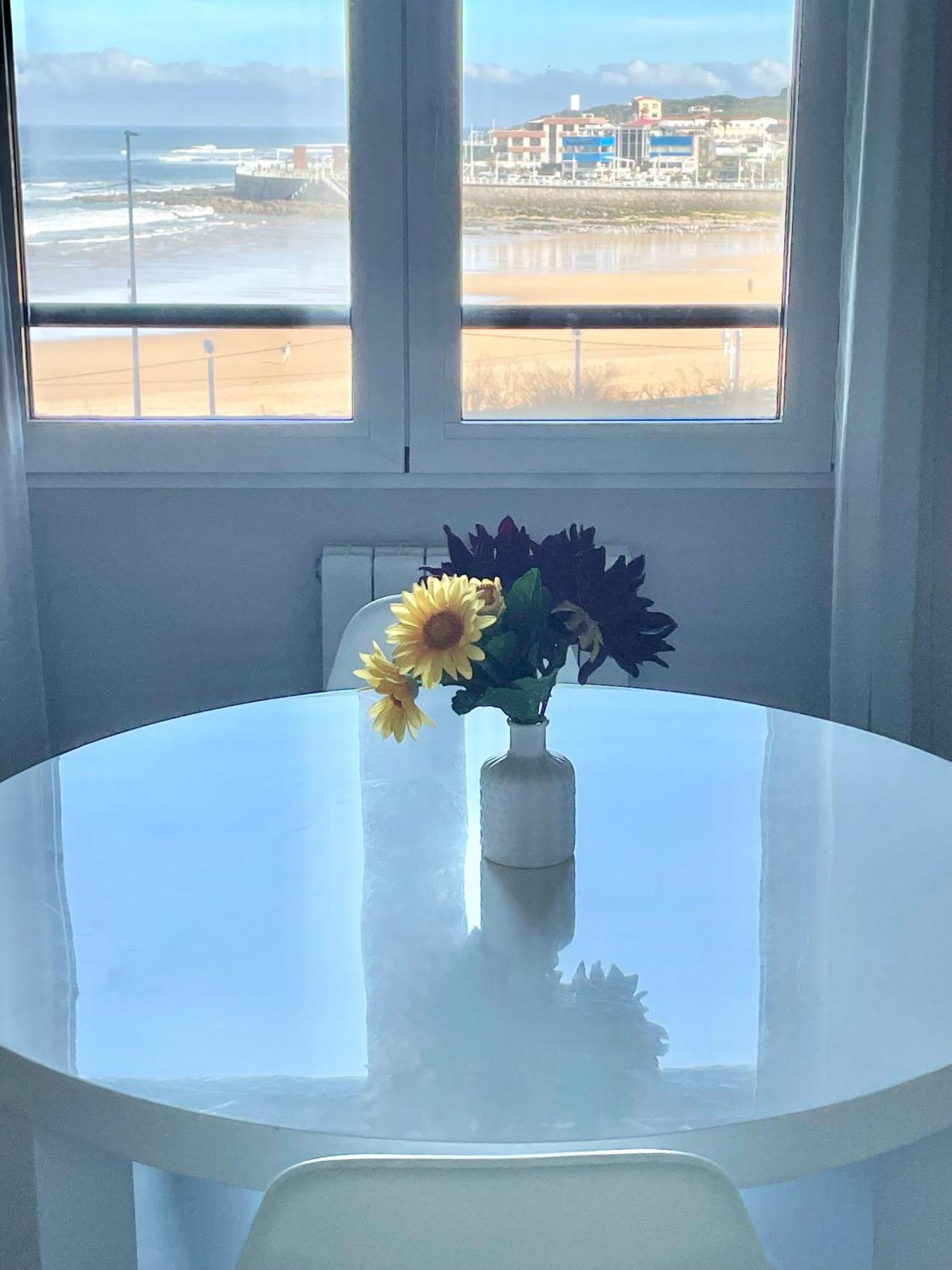 Apartamento San Lorenzo Playa. Vistas Al Mar. Gijón Esterno foto