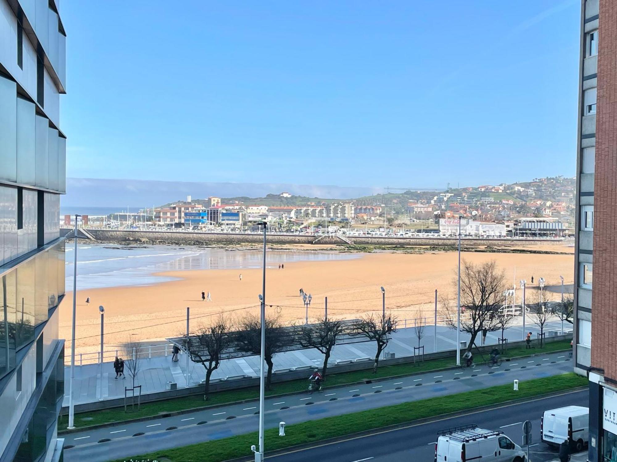 Apartamento San Lorenzo Playa. Vistas Al Mar. Gijón Esterno foto