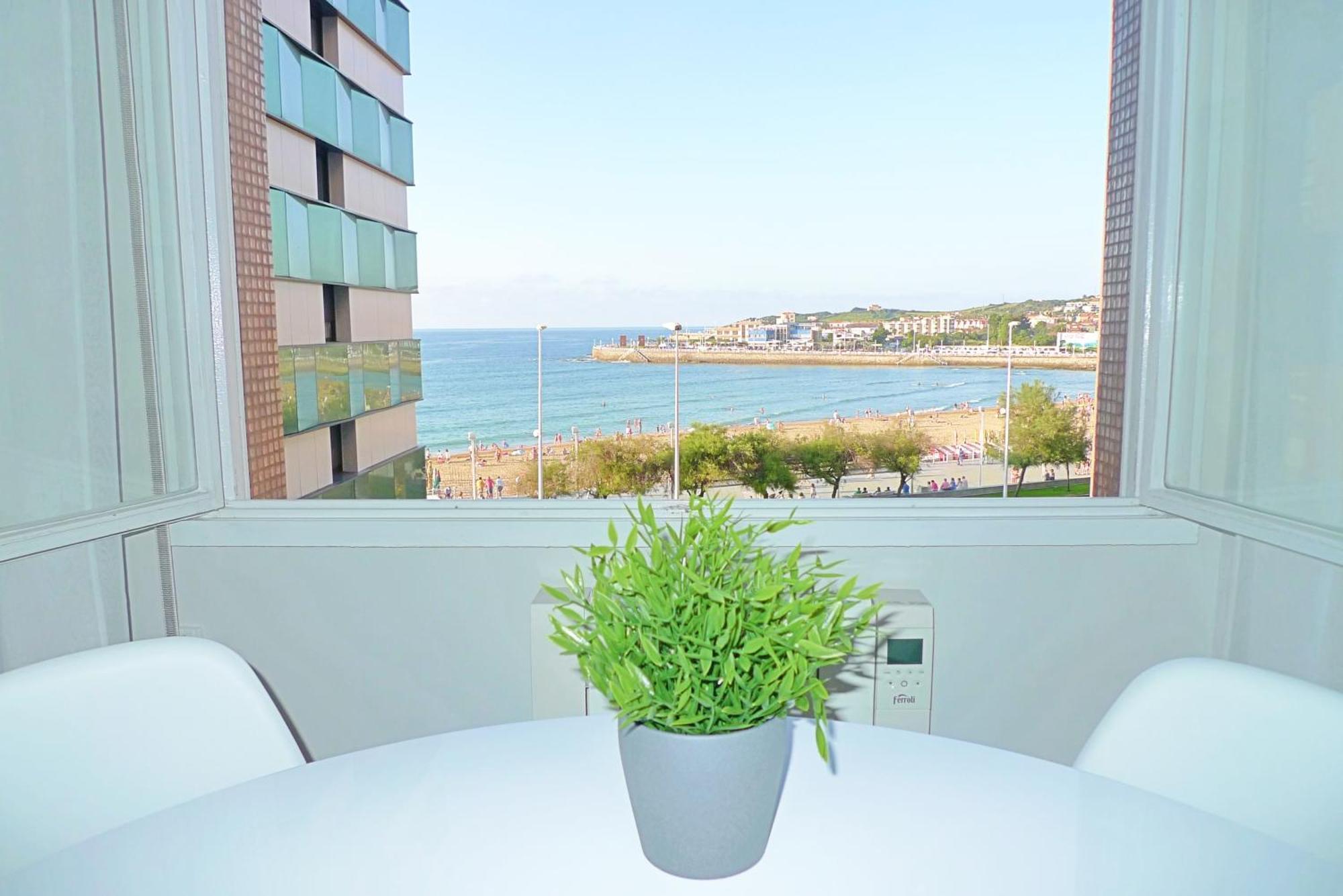Apartamento San Lorenzo Playa. Vistas Al Mar. Gijón Esterno foto